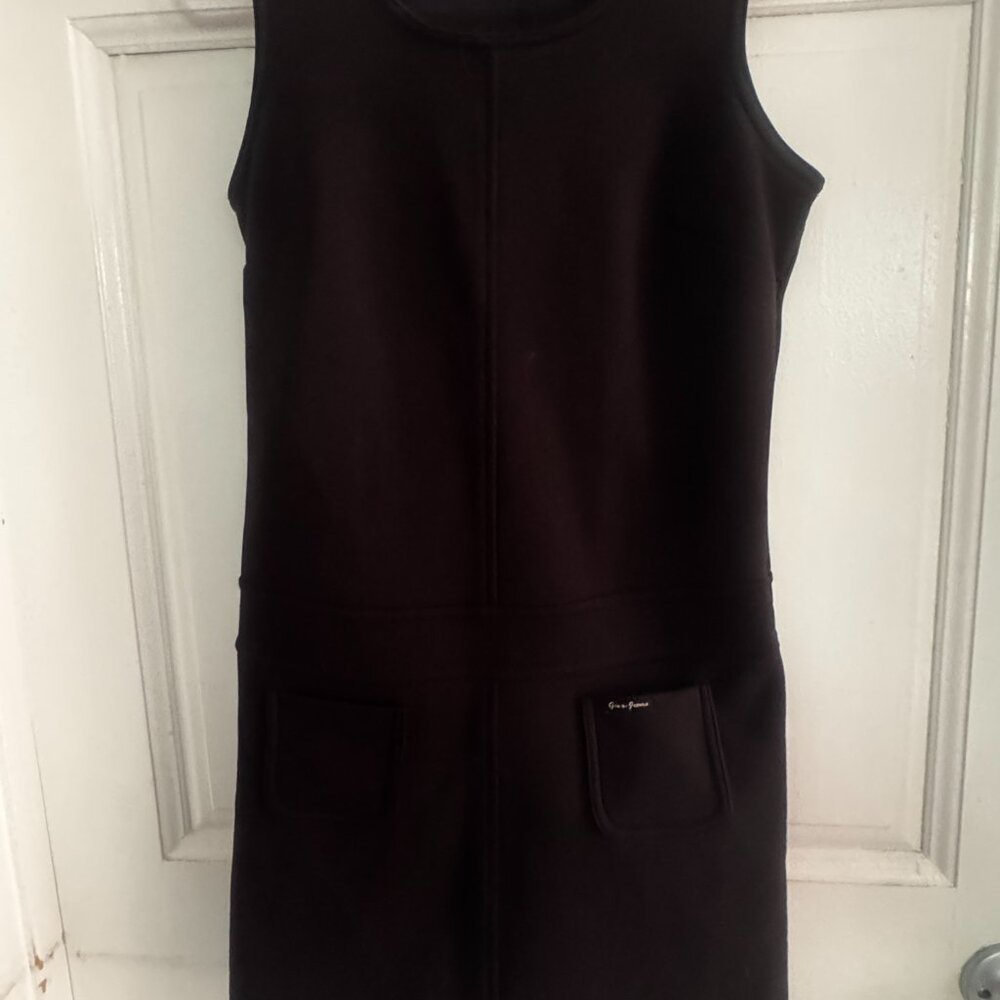 Cute Guess Black Sleevless Straight Dress Size Small womens